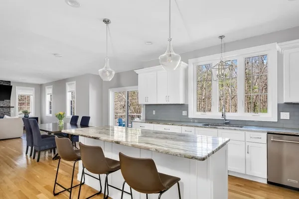 $849,000 | 165 S Road, Holden, MA 01520