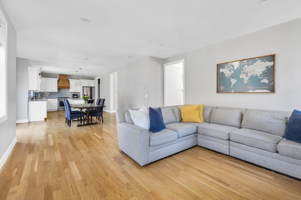 165 S Road Holden, MA 01520 - Photo 23 of 42