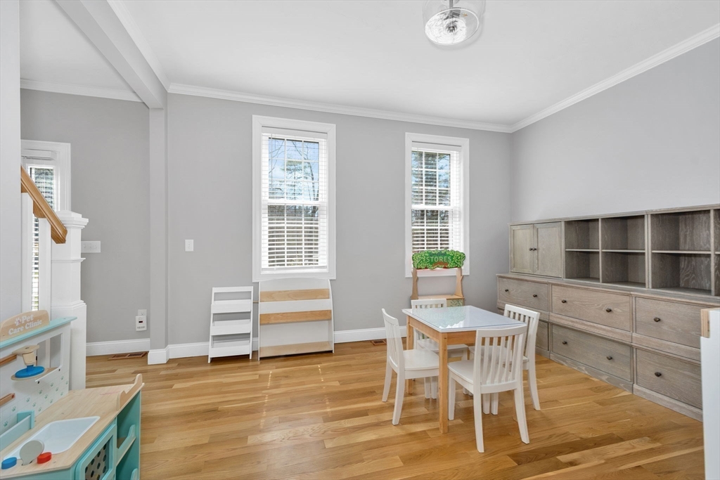 165 S Road Holden, MA 01520 - Photo 24 of 42