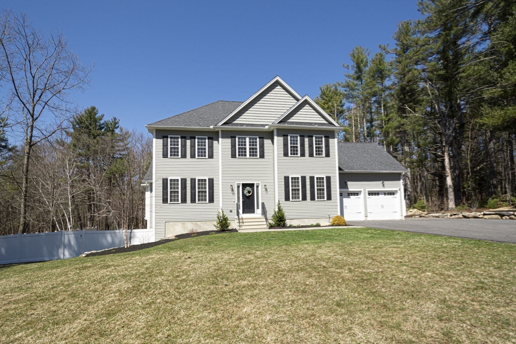 165 S Road Holden, MA 01520 - Photo 3 of 42