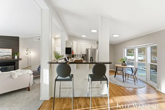 $349,900 | 7976 10 Mile Road Northeast, Rockford, MI 49341