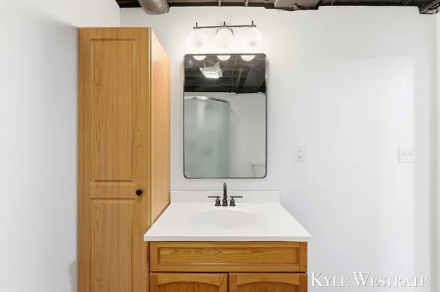 $349,900 | 7976 10 Mile Road Northeast, Rockford, MI 49341