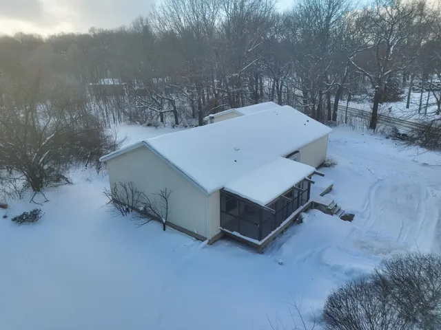 $349,900 | 7976 10 Mile Road Northeast, Rockford, MI 49341