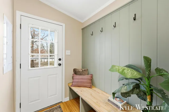 $349,900 | 7976 10 Mile Road Northeast, Rockford, MI 49341