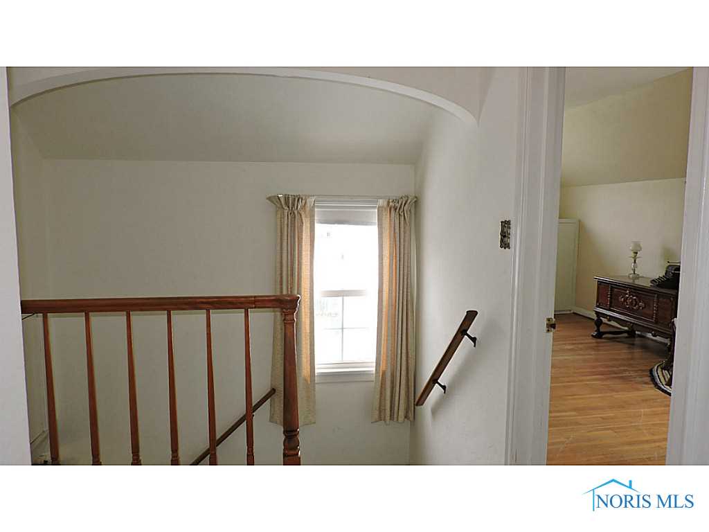 639 Waybridge Road Toledo, OH 43612 - Photo 12 of 16 Gallery Image 12