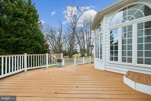 a close up view of washer and dryer