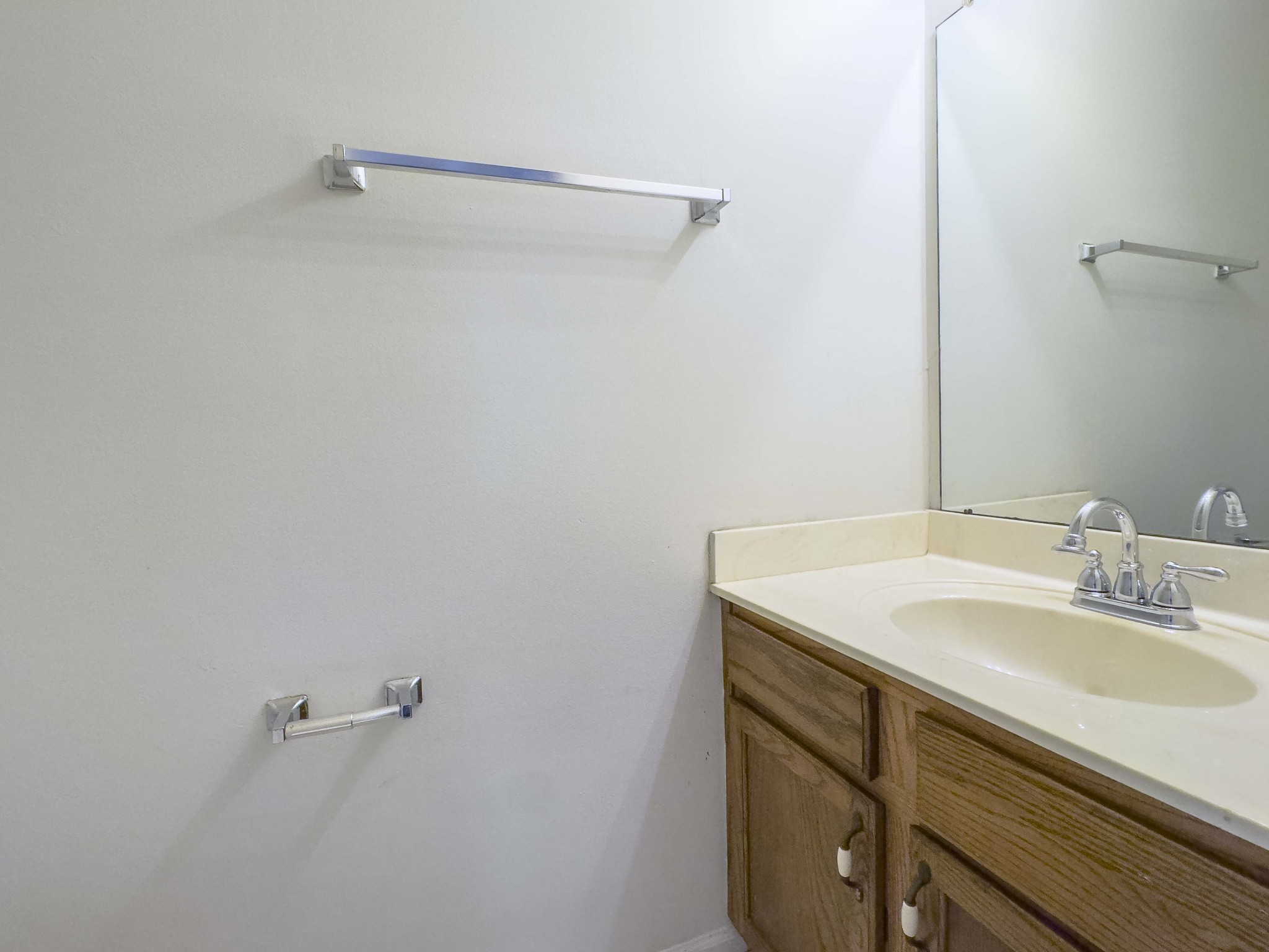 108 Hickory Trace Road, Unit 2 Clarksville, TN 37040 - Photo 11 of 22 a bathroom with a sink and vanity