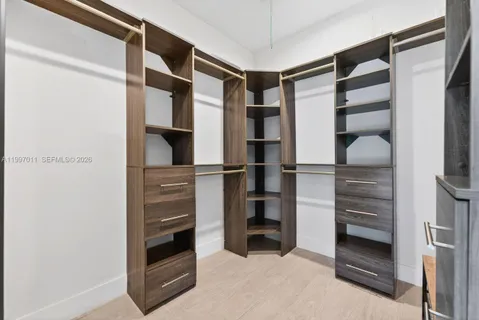 a view of walk in closet