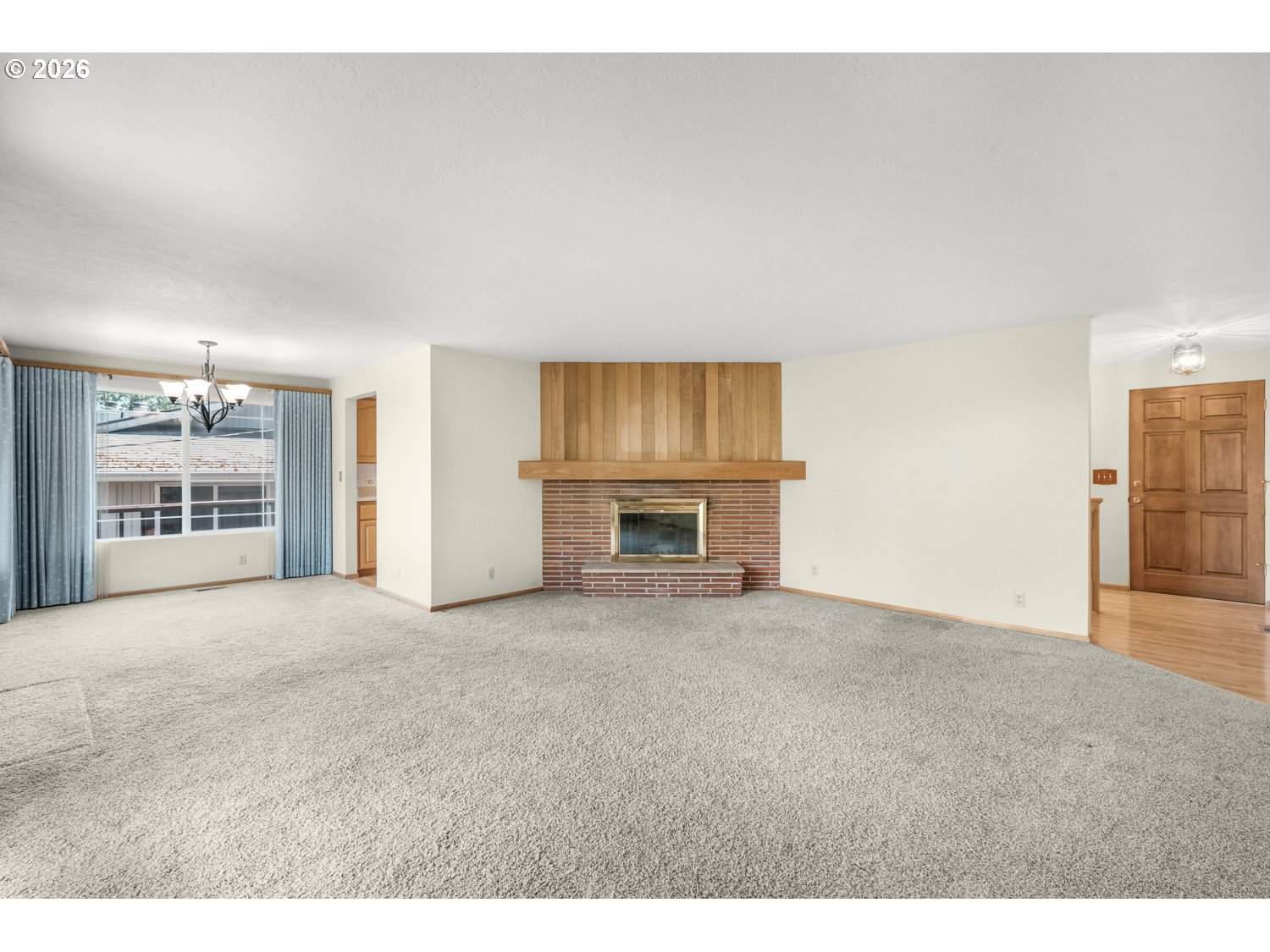 2225 West 28th Avenue Eugene, OR 97405 - Photo 3 of 34