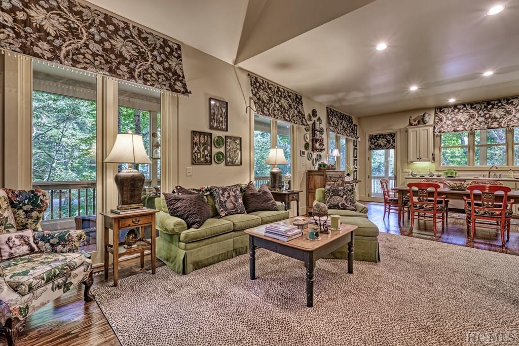 31 Randall Road Highlands, NC 28741 - Photo 12 of 25 Gallery Image 12