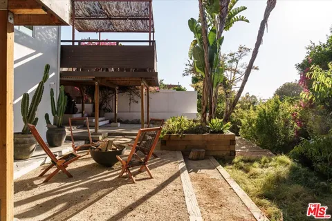 $1,099,000 | 3135 Isabel Drive, Los Angeles, CA 90065