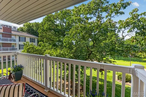 $299,000 | 1512 Bedford Forge Court, Unit 14, Chesterfield, MO 63017