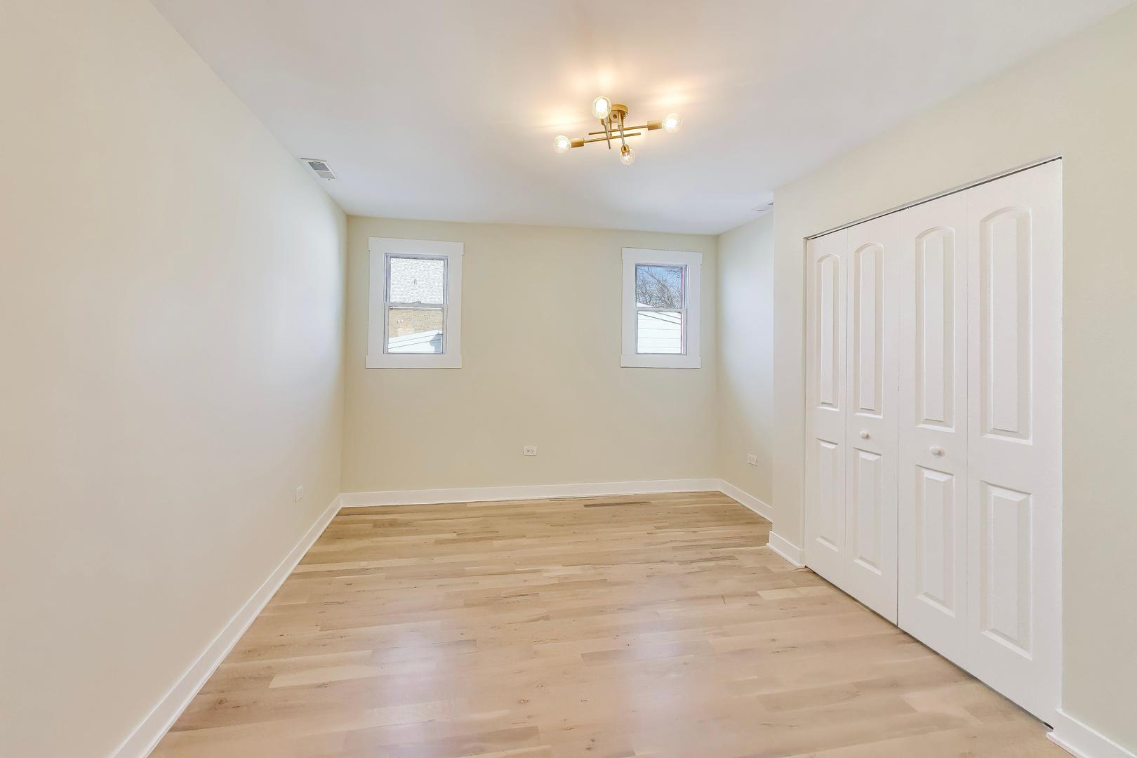 6730 West Dakin Street Chicago, IL 60634 - Photo 22 of 32