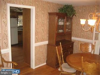 1521 Foster Road Warminster, PA 18974 - Photo 6 of 12 Dining Room