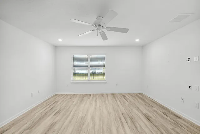 $2,750 | 39 Riverwalk Crossing, Freeport, FL 32439