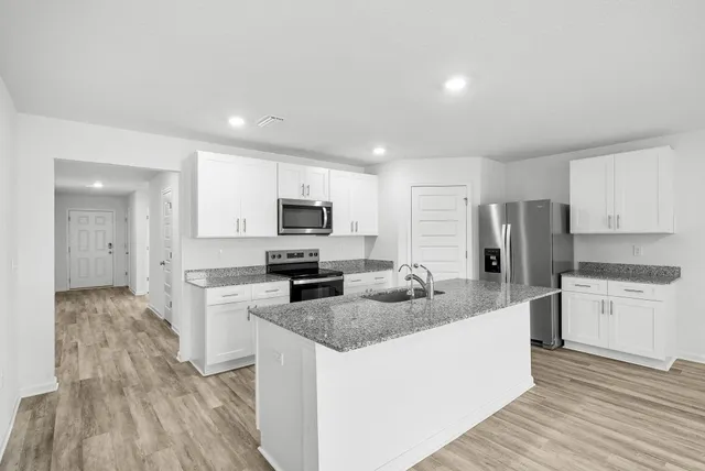 $2,750 | 39 Riverwalk Crossing, Freeport, FL 32439