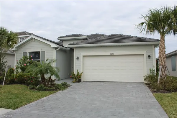 $3,350 | 2261 Avocado Lane, Naples, FL 34120
