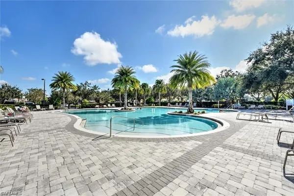 $3,350 | 2261 Avocado Lane, Naples, FL 34120