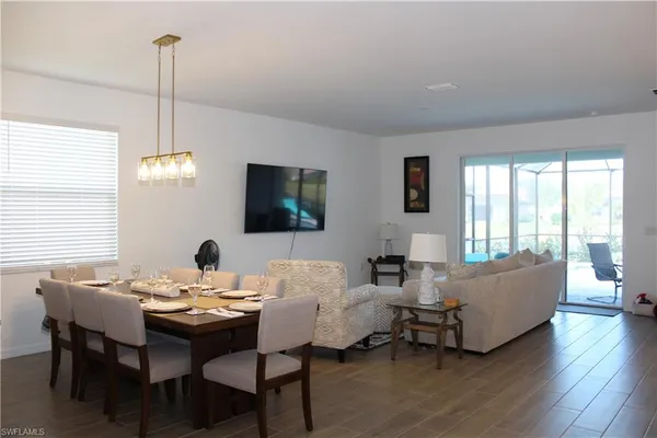 $3,350 | 2261 Avocado Lane, Naples, FL 34120