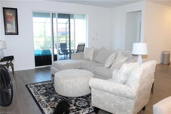 $3,350 | 2261 Avocado Lane, Naples, FL 34120