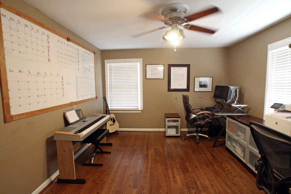 5028 Wickham Road Raleigh, NC 27606 - Photo 12 of 20 Photo 12