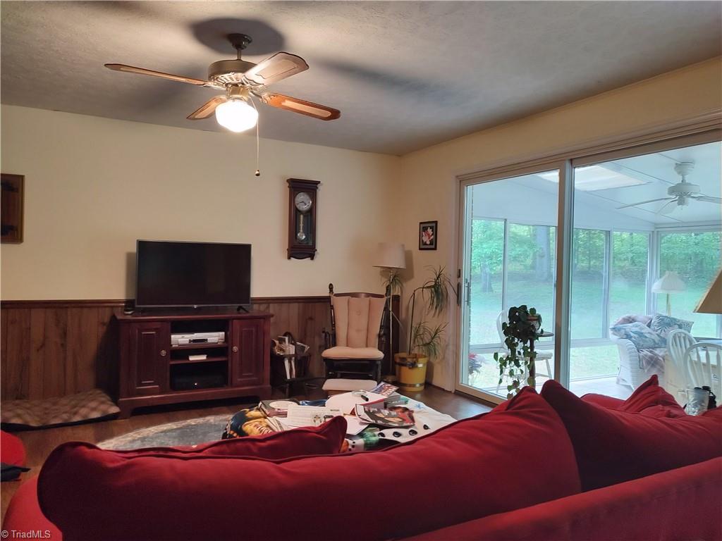 186 Rakestraw Road Stoneville, NC 27048 - Photo 32 of 45 Gallery Image 32