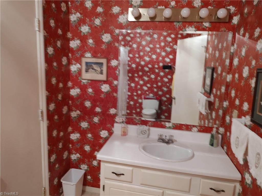 186 Rakestraw Road Stoneville, NC 27048 - Photo 10 of 45 Gallery Image 10