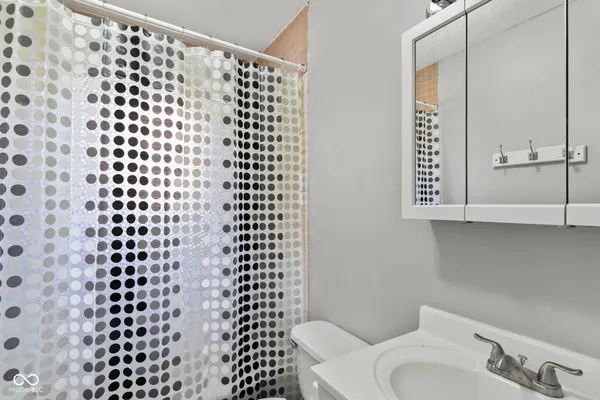 $179,900 | 385 South County Road 90 West, North Vernon, IN 47265