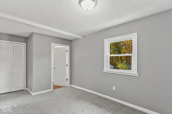 $179,900 | 385 South County Road 90 West, North Vernon, IN 47265