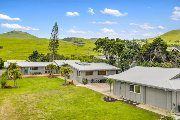 $1,995,000 | 65-1552 Kawaihae Road, Kamuela, HI 96743