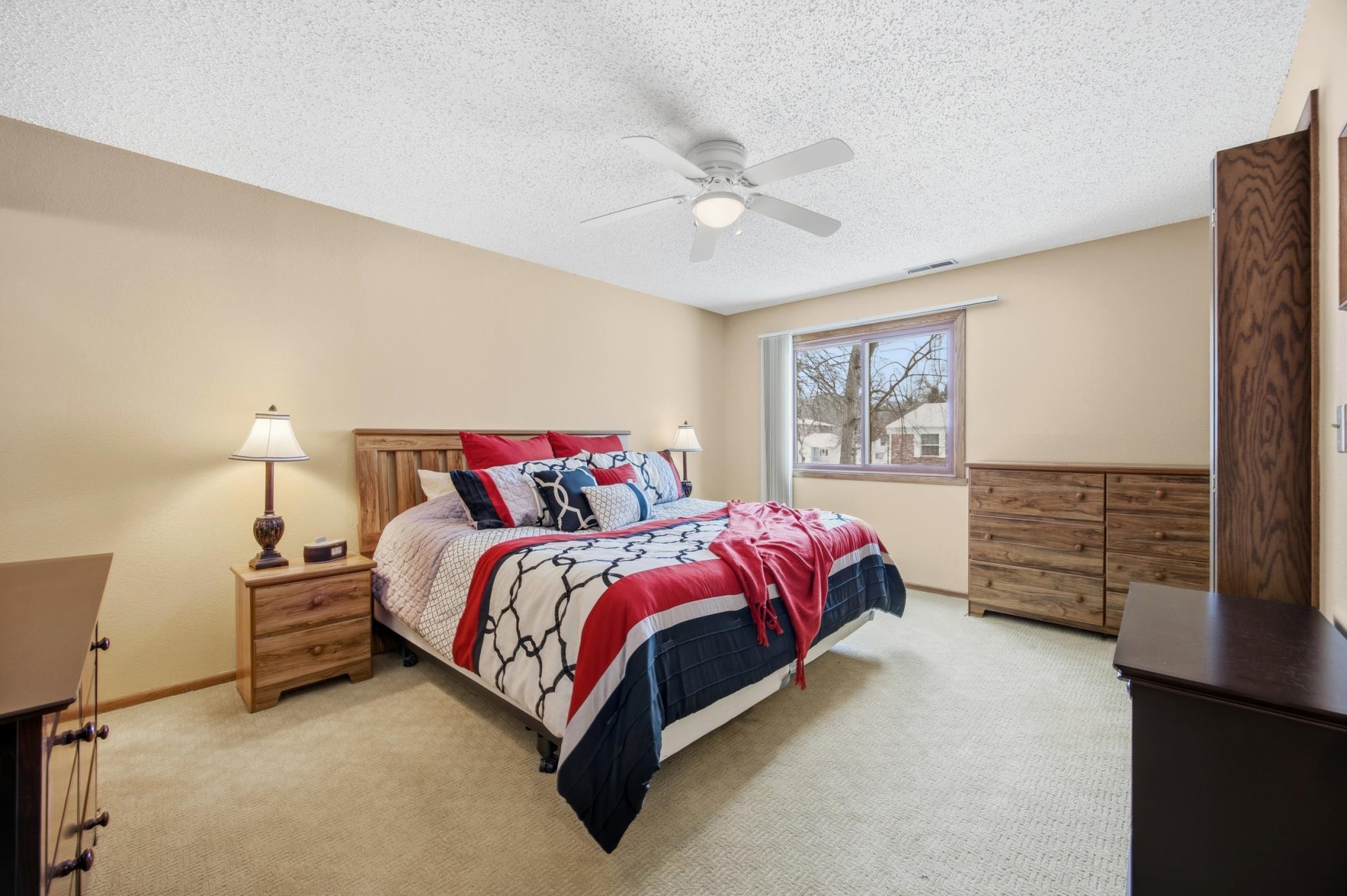 326 10th Avenue South, Unit 2 Fargo, ND 58103 - Photo 22 of 36