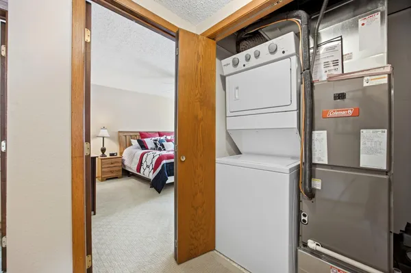 $259,900 | 326 10th Avenue South, Unit 2, Fargo, ND 58103