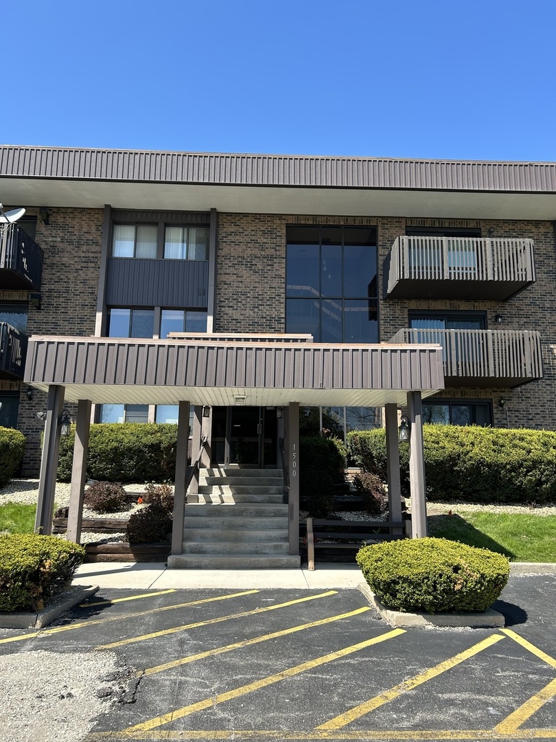 1500 Woodbridge Road, Unit 2D Joliet, IL 60436 - Photo 1 of 13 Gallery Image 1