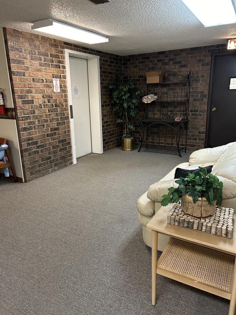 1500 Woodbridge Road, Unit 2D Joliet, IL 60436 - Photo 5 of 13 Gallery Image 5
