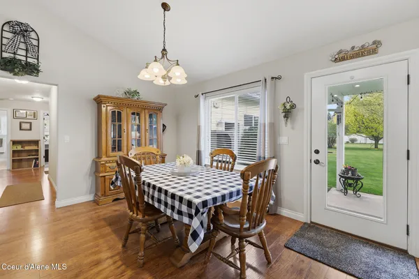 $1,300,000 | 7007 North Davenport Street, Dalton Gardens, ID 83815