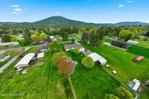 $1,300,000 | 7007 North Davenport Street, Dalton Gardens, ID 83815
