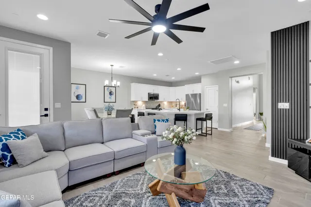 $315,000 | 12781 Kingsbury Avenue, El Paso, TX 79928