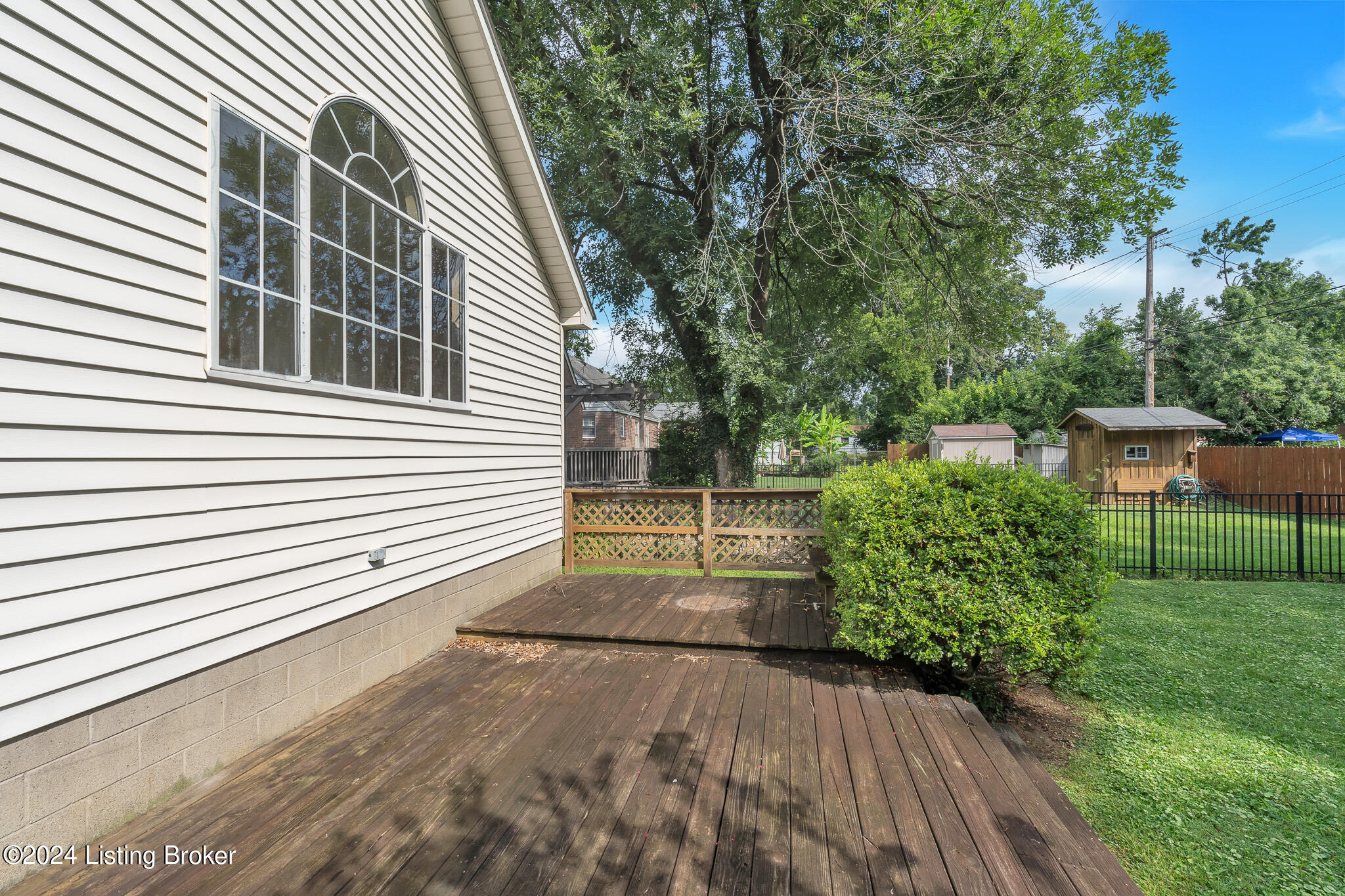 3035 Beaumont Road Louisville, KY 40205 - Photo 32 of 34 DSC09426
