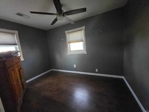 $115,000 | 1228 East 3rd Street, Mount Vernon, IN 47620