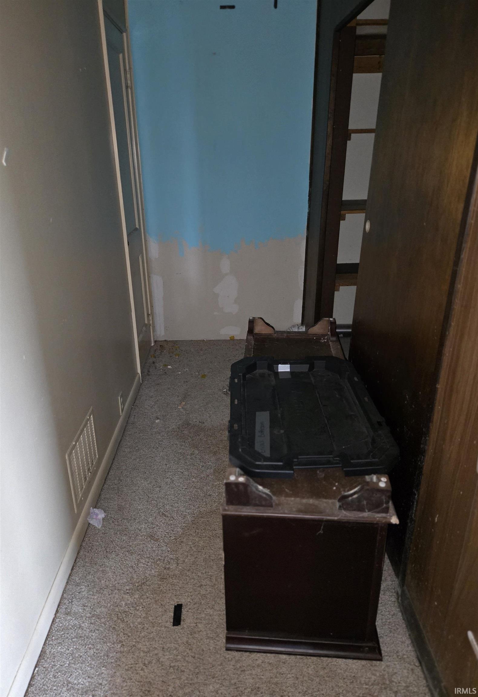 1228 East 3rd Street Mount Vernon, IN 47620 - Photo 9 of 22