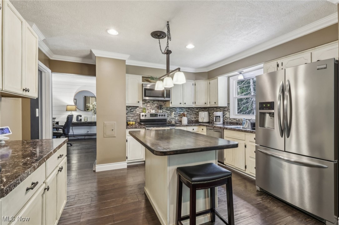2225 Woodpark Road Fairlawn, OH 44333 - Photo 7 of 29