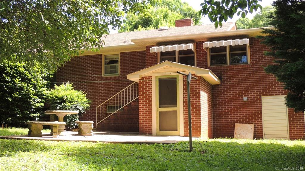 1109 Reepsville Road Lincolnton, NC 28092 - Photo 3 of 29 Gallery Image 3