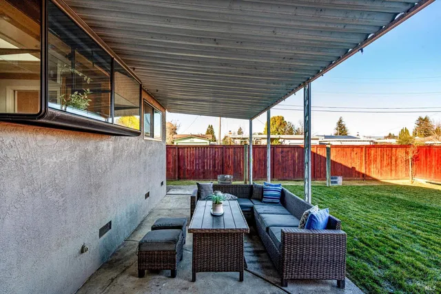 $769,000 | 702 Greenbach Street, Napa, CA 94559