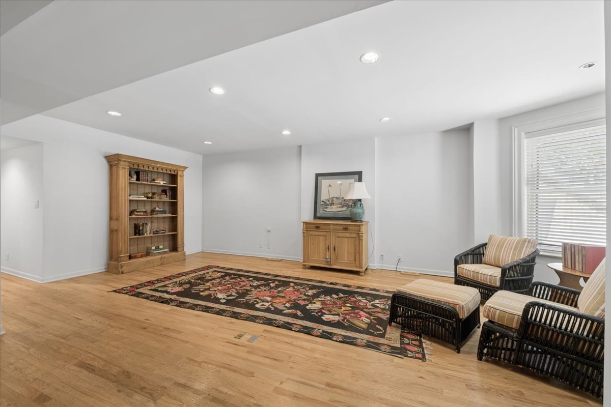 818 South Bishop Street Chicago, IL 60607 - Photo 24 of 27