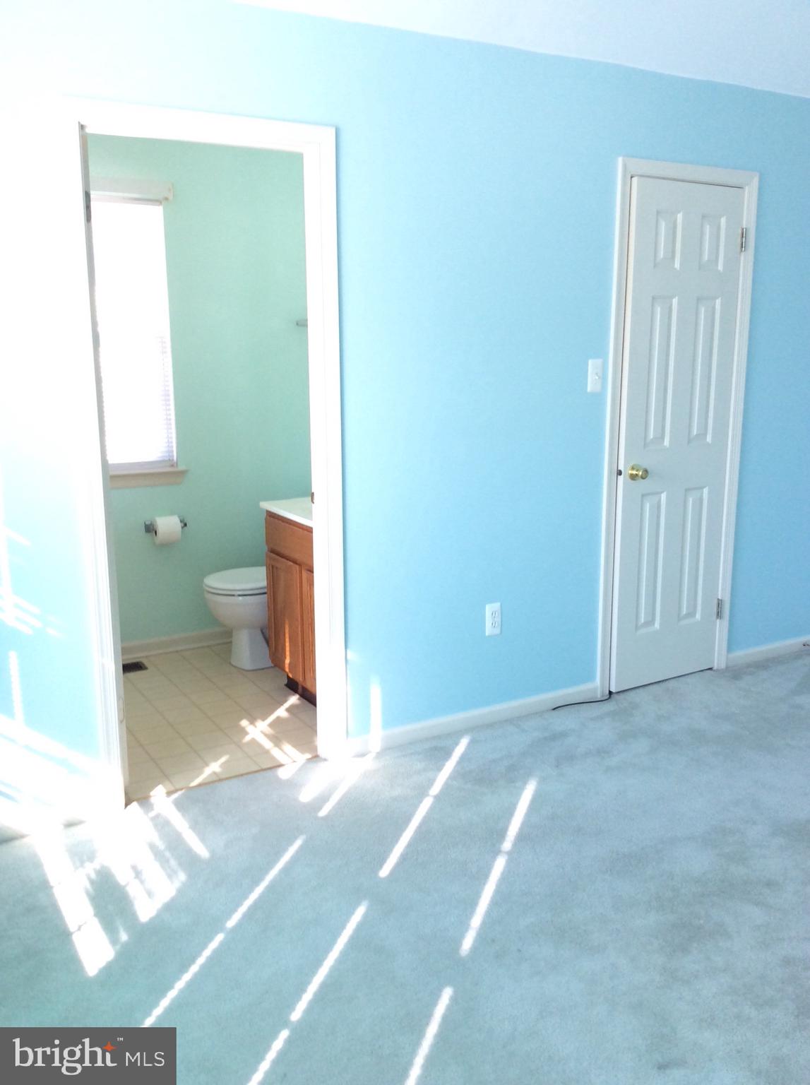 1734 Rhawn Street Philadelphia, PA 19111 - Photo 12 of 28 Gallery Image 12