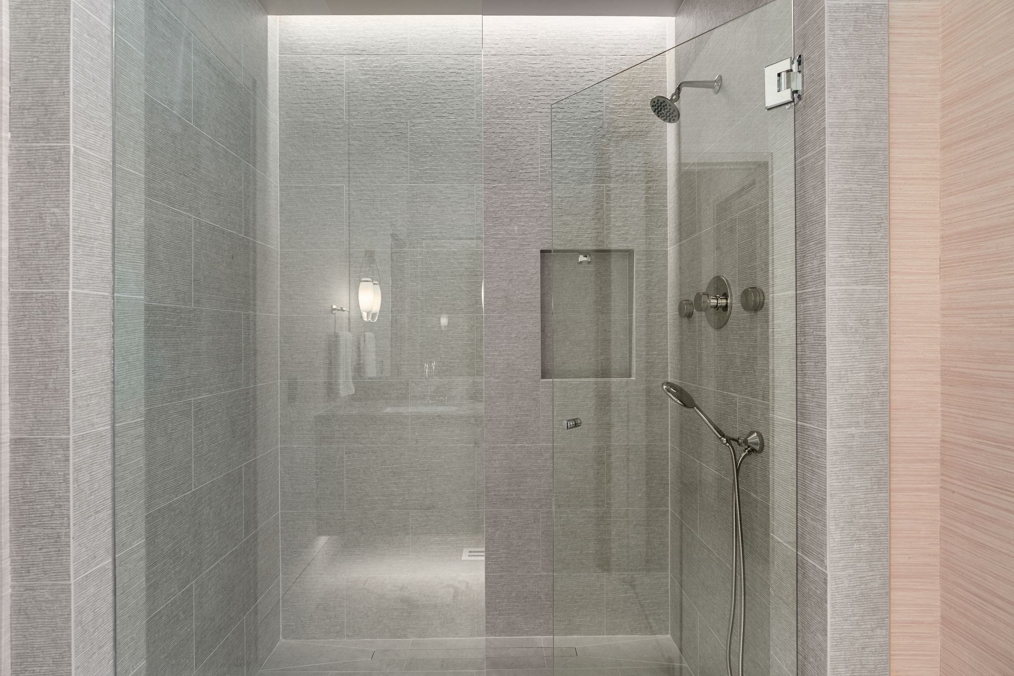 8520 Saundersville Road Mount Juliet, TN 37122 - Photo 14 of 70 a bathroom with a shower