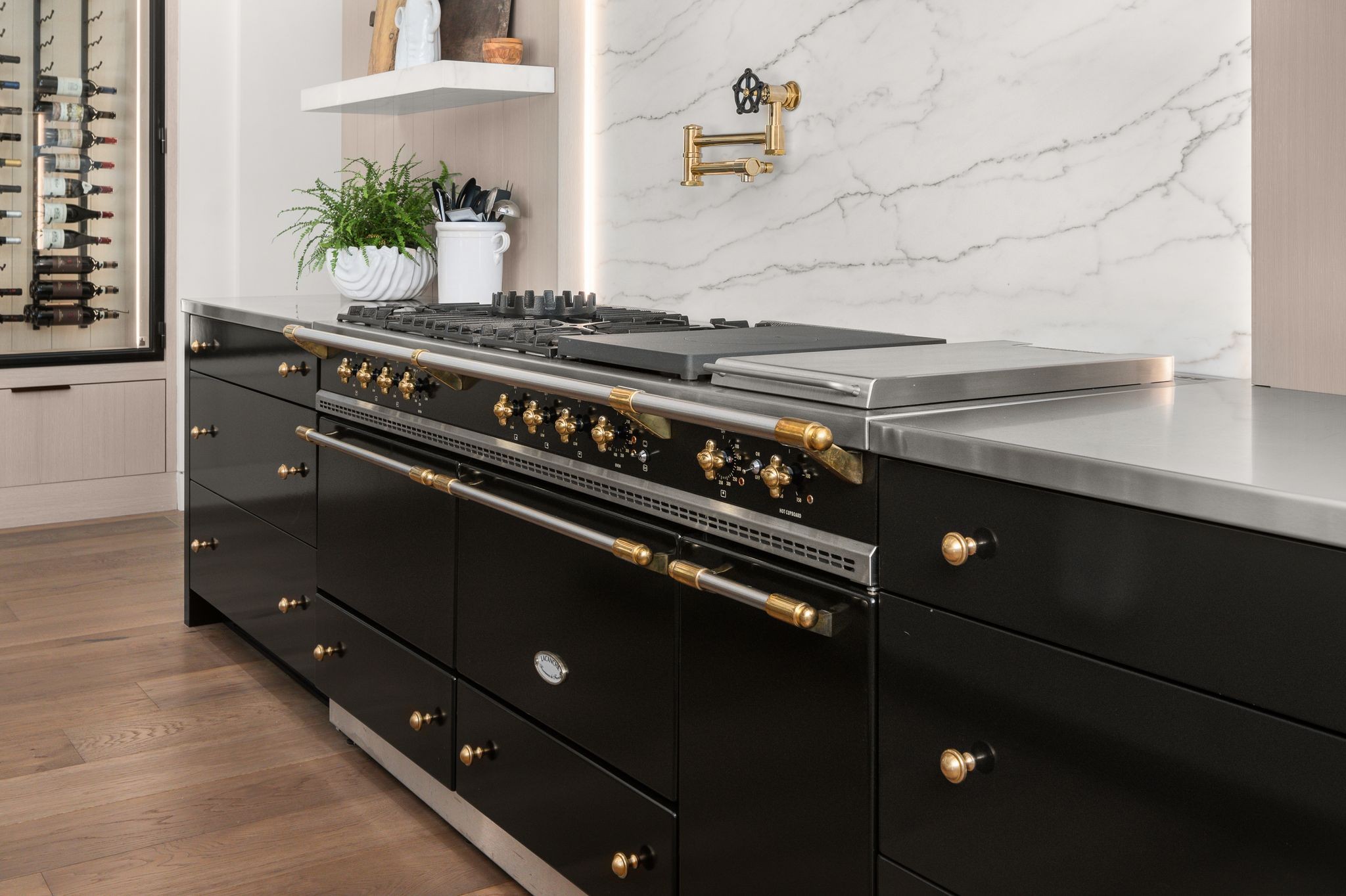 8520 Saundersville Road Mount Juliet, TN 37122 - Photo 27 of 70 closeup of a stove top oven sitting inside of a kitchen