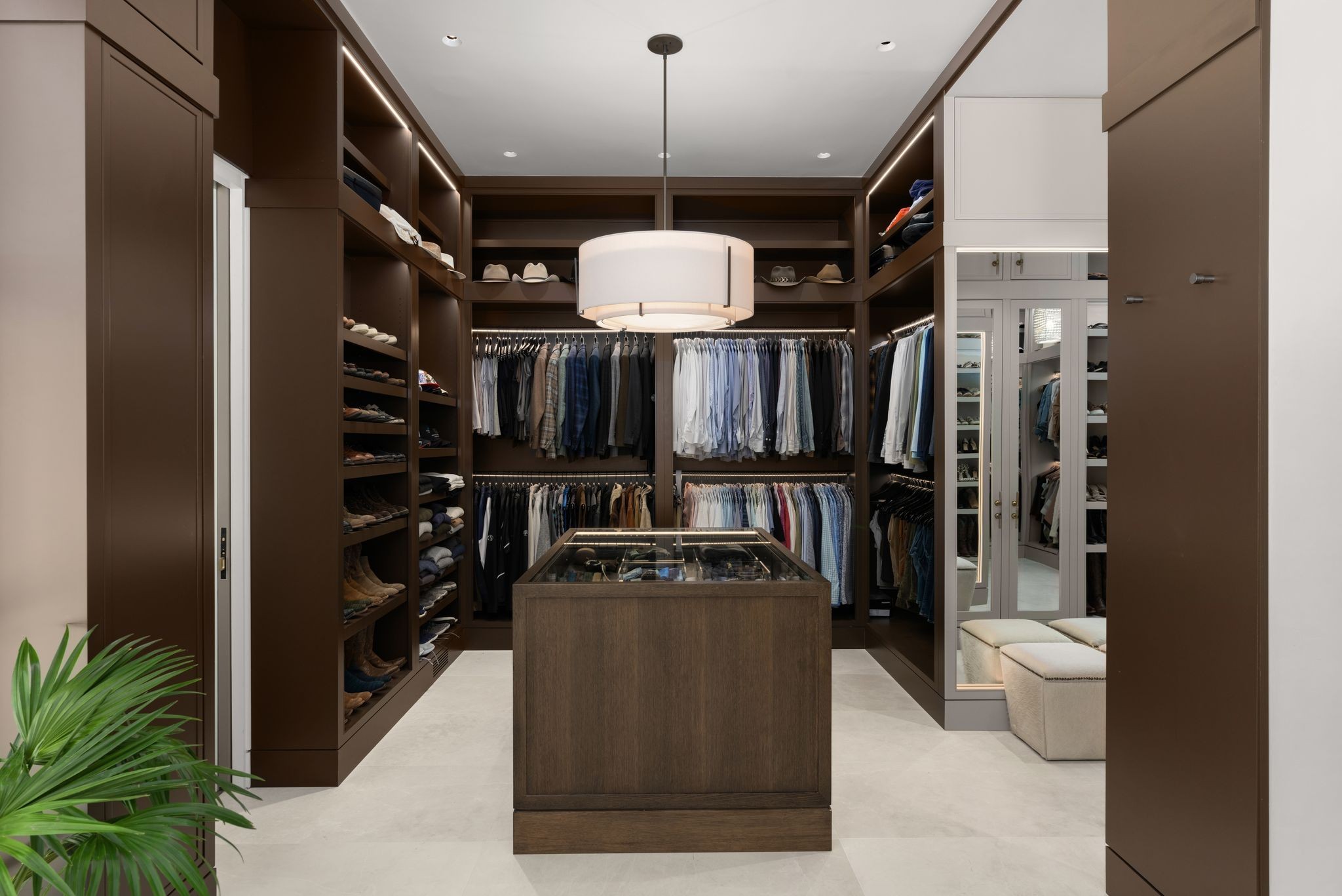 8520 Saundersville Road Mount Juliet, TN 37122 - Photo 39 of 70 a kitchen with stainless steel appliances granite countertop a refrigerator and a wooden floor