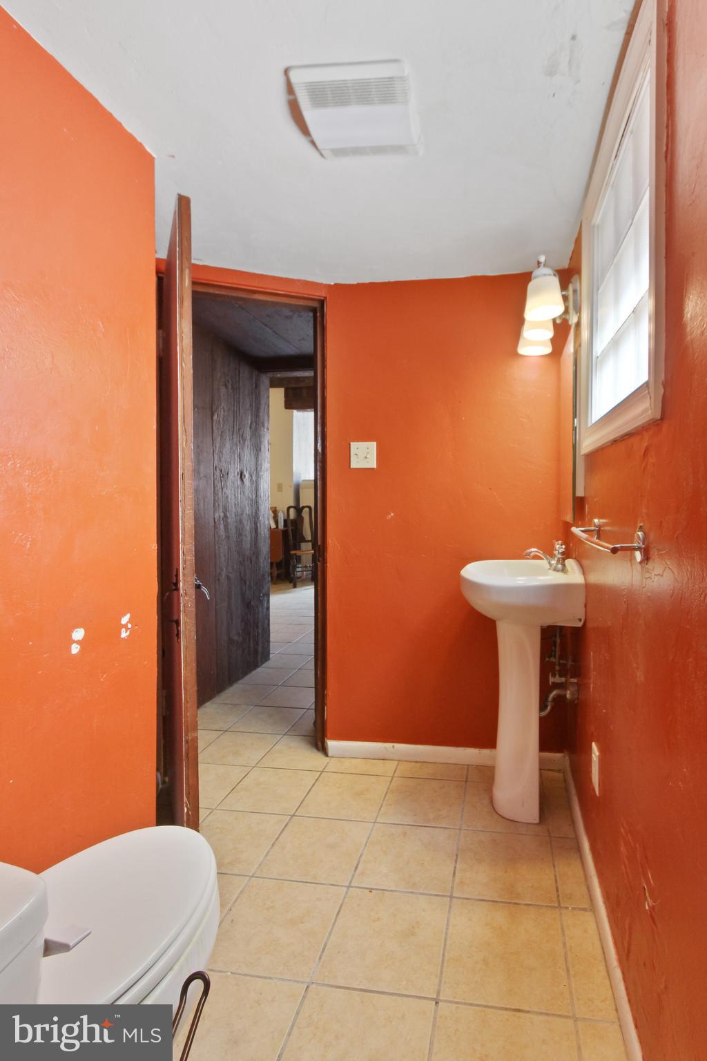 427 South George Street York, PA 17401 - Photo 19 of 36