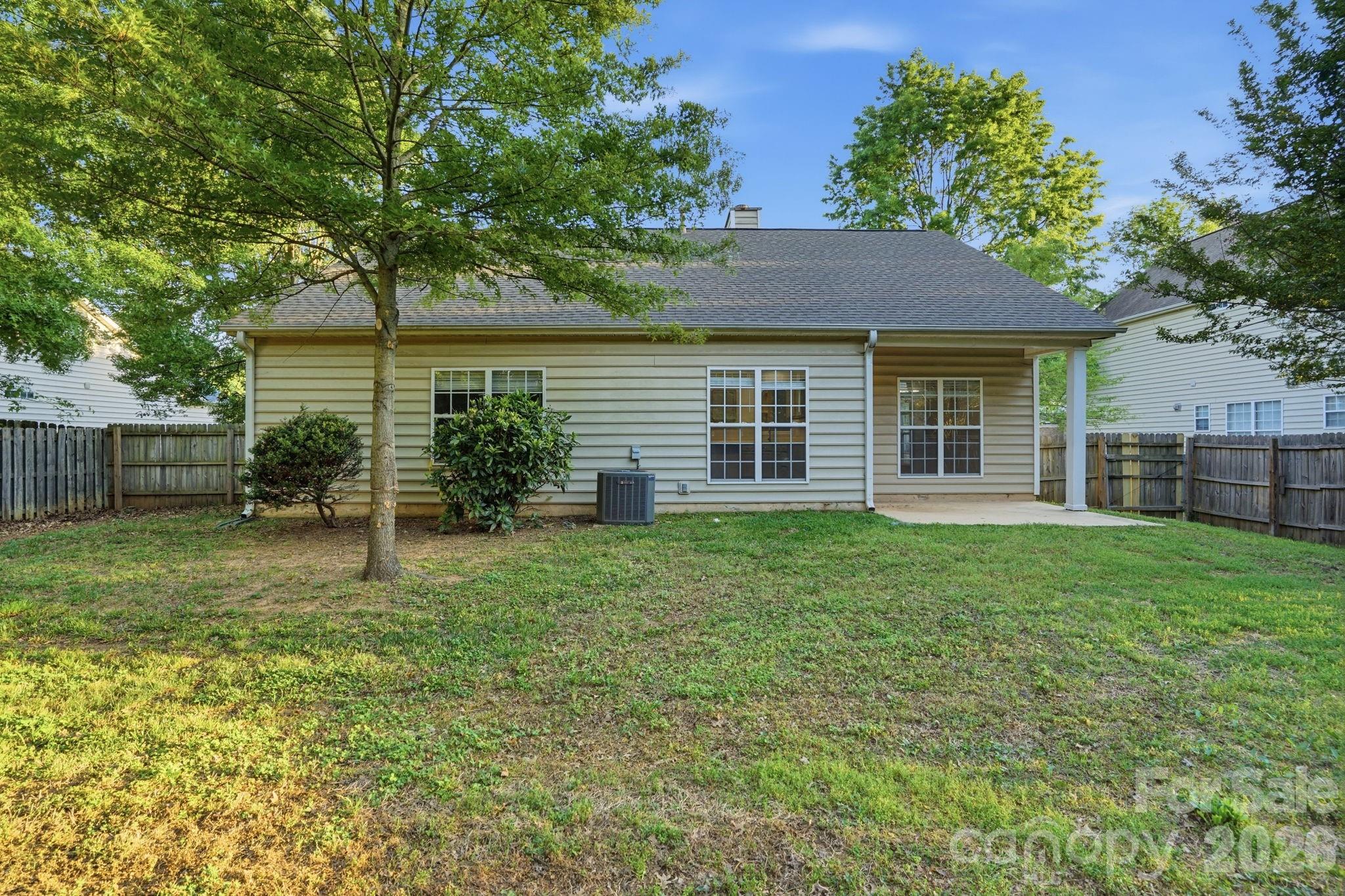 4300 David Cox Road Charlotte, NC 28269 - Photo 30 of 33